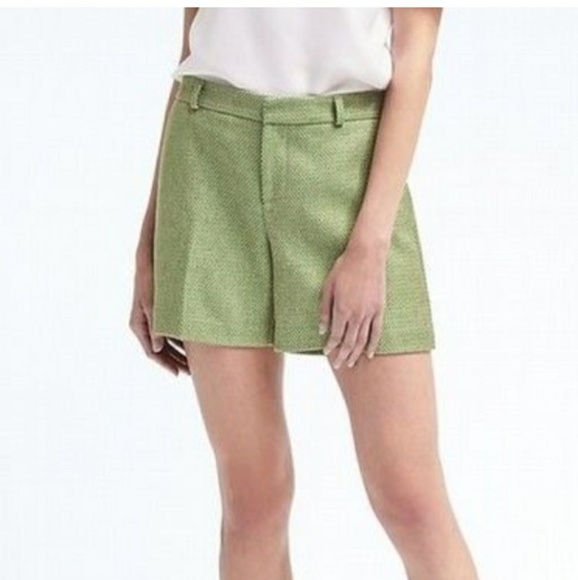 Banana Republic Tweed Short - Picture 2 of 6